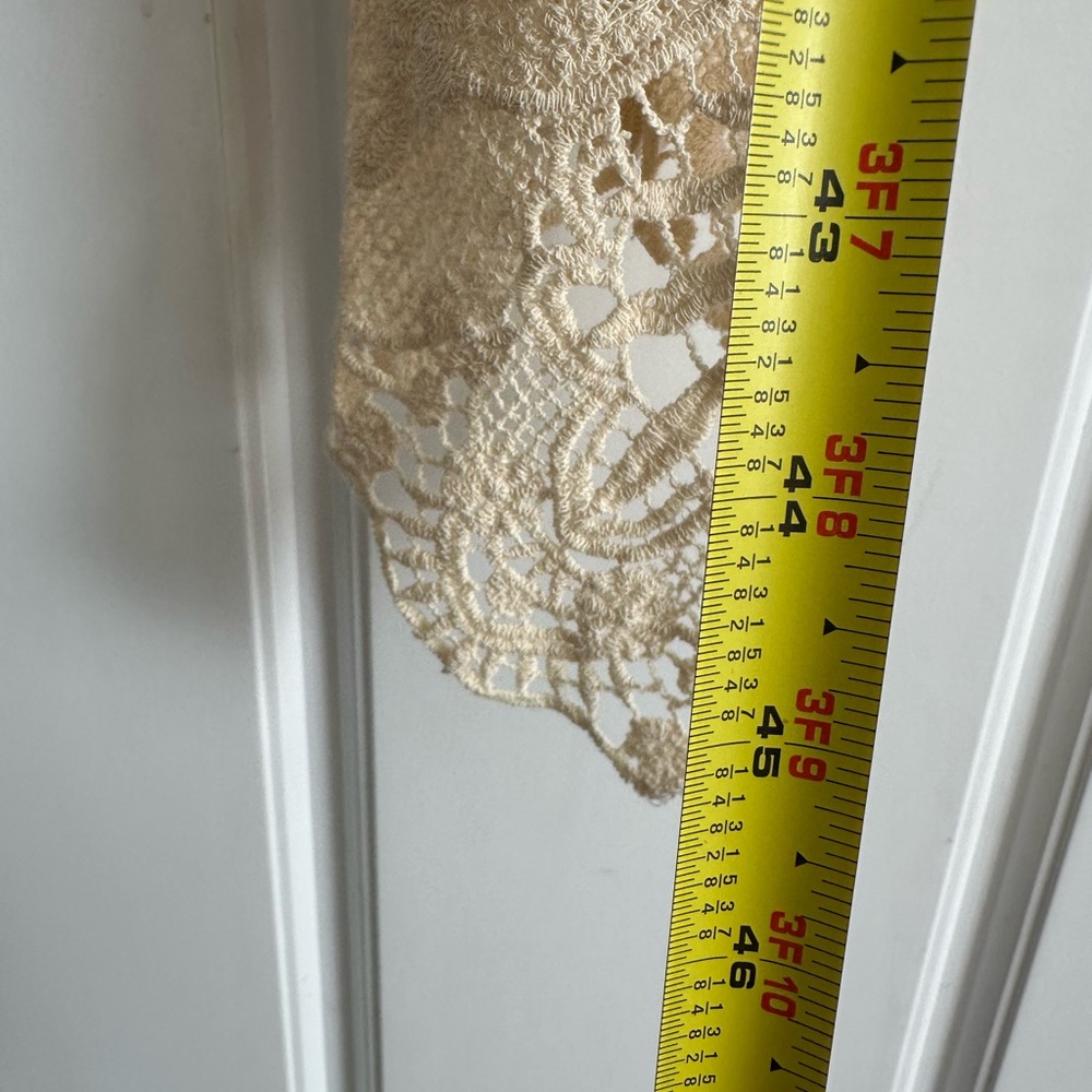Women’s plus size beautiful lace vest. 4X/5X brand new never worn. - Picture 7 of 14